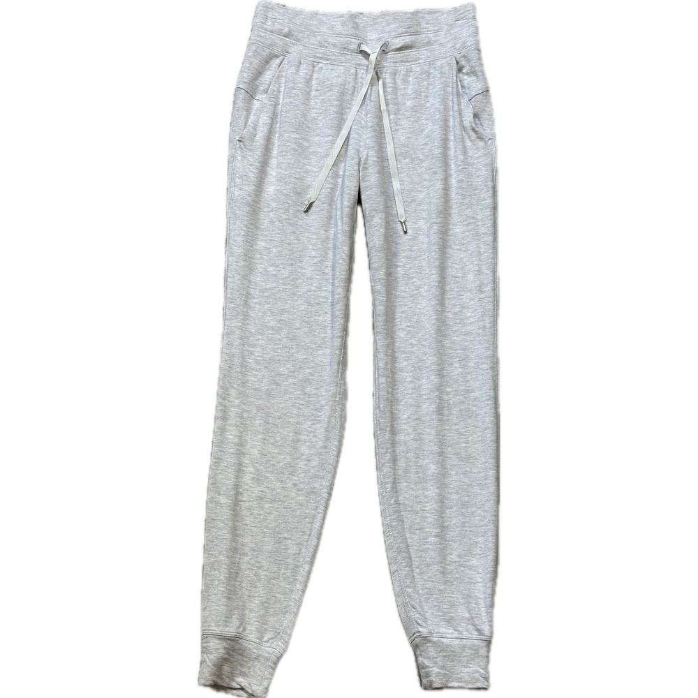 Lululemon Warm Down Jogger Heathered Gray Size 6 Soft Touch Drawstring Pockets